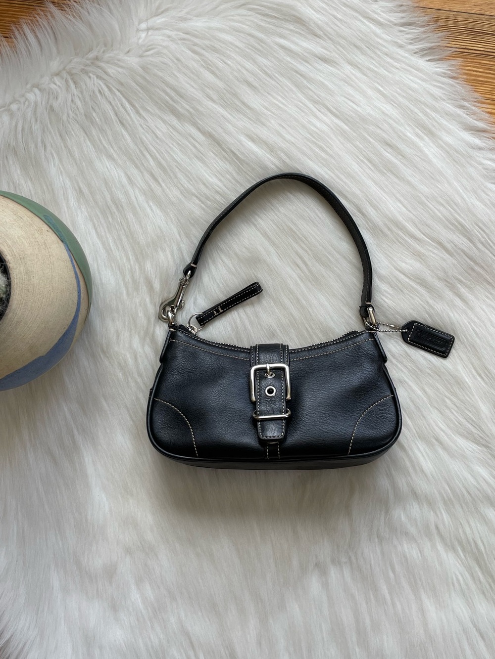 LIKE NEW Coach vintage 7542 mini Hampton SoHo black leather bag